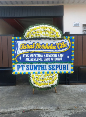 Papan Bunga Duka di Lebung Gajah
